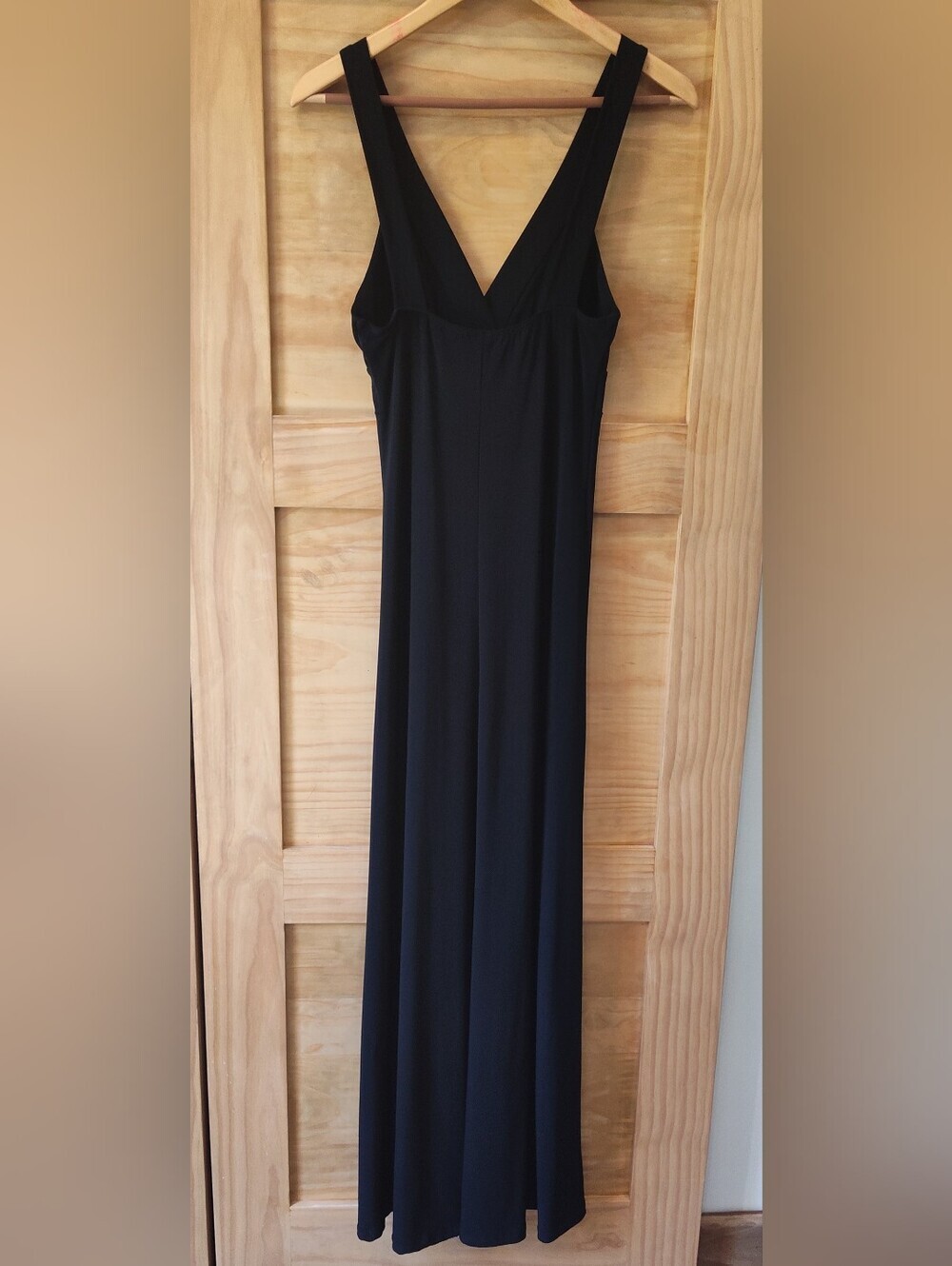 Azules Classic Black V-Neck Maxi Sundress | Medium - Picture 2 of 5